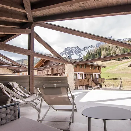 شقة Comelico بادولا