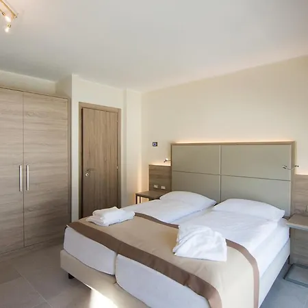 Comelico * بادولا